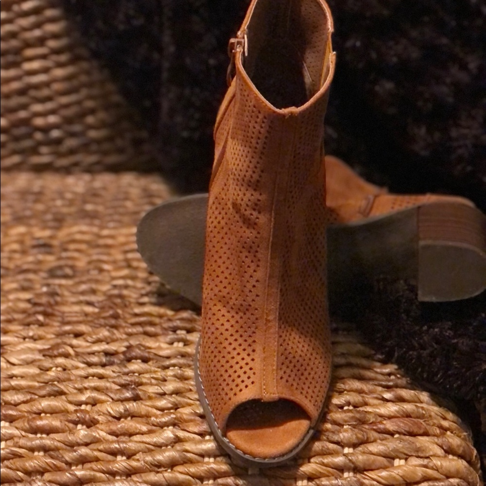 Cute peep toe booties.